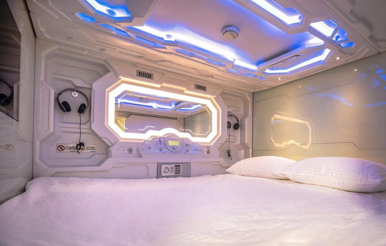 The Capsule Hotel Colombo Buitenkant foto