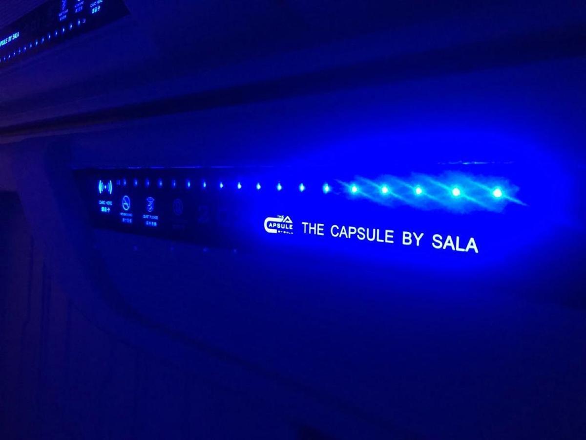 The Capsule Hotel Colombo Buitenkant foto