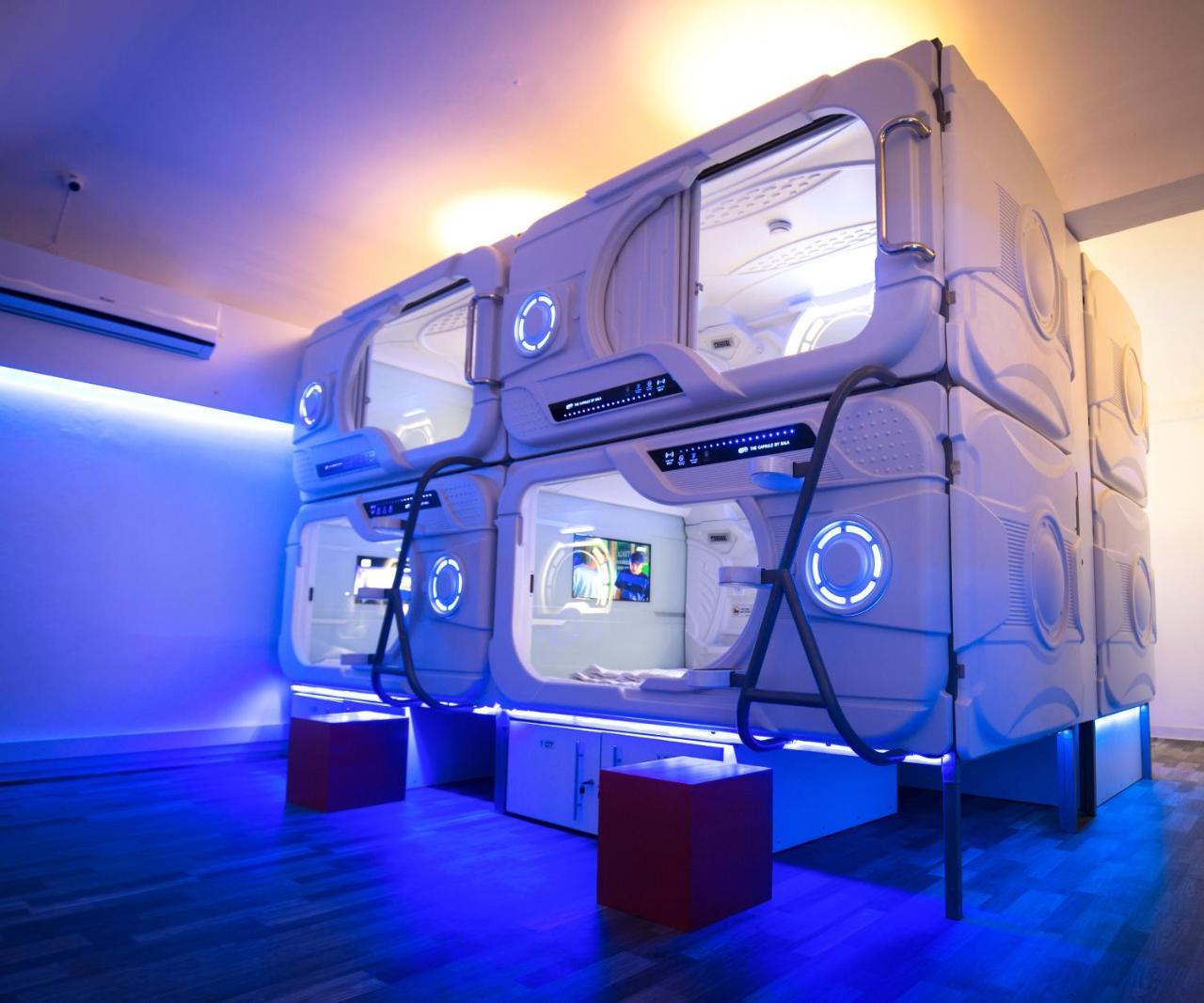 The Capsule Hotel Colombo Buitenkant foto